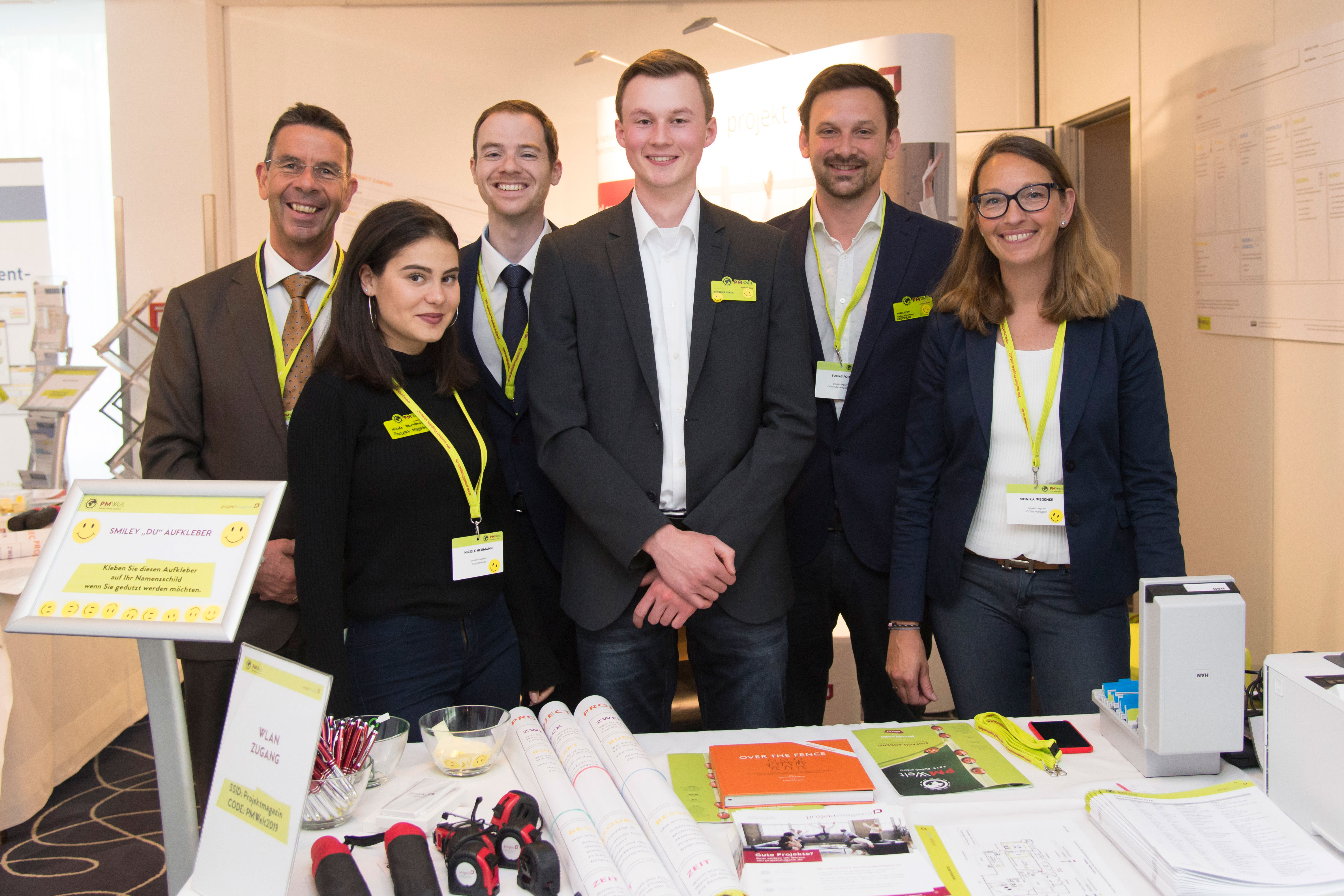 Das Team des projektmagazins