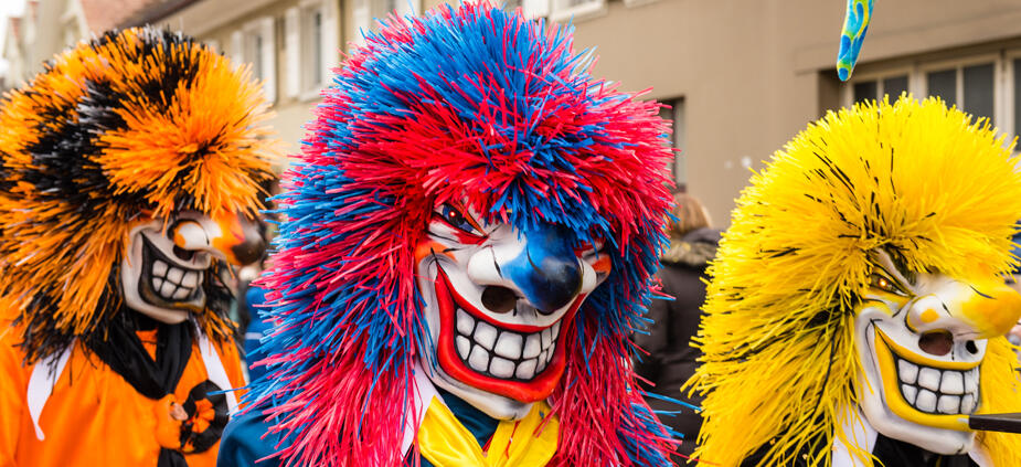 Mit der Basler Fasnacht aus der Vertrauenskrise Mit der Basler Fasnacht aus der Vertrauenskrise